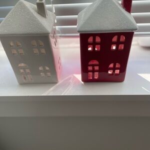 Set of 2 Red and White Ceramic Glitter on Roof Holiday House Decor